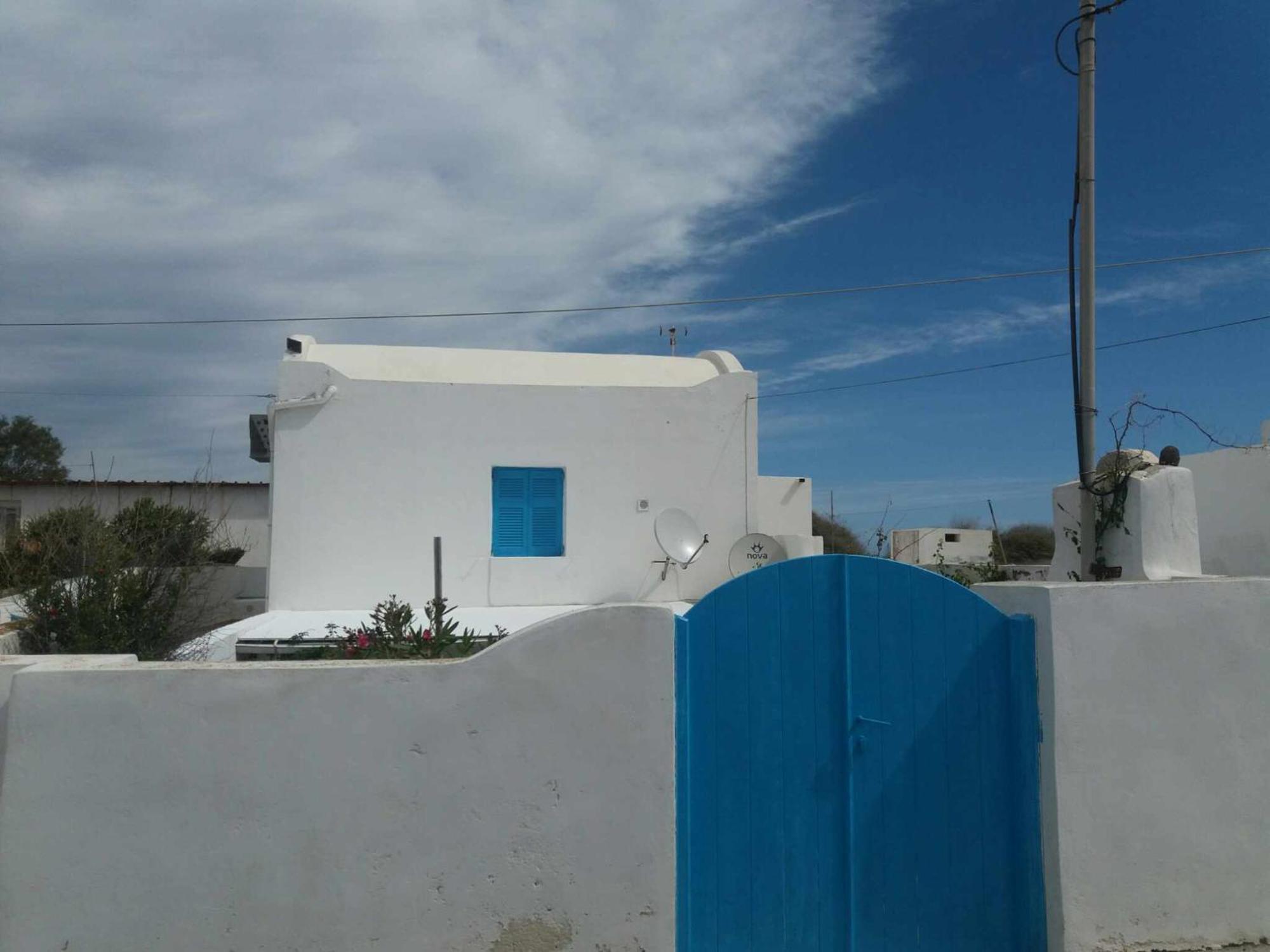 Paradise Serenity Tholos (Santorini)